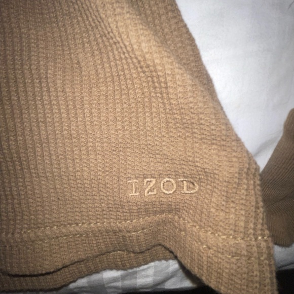 IZOD long sleeve tight shirt half button up - Picture 2 of 3